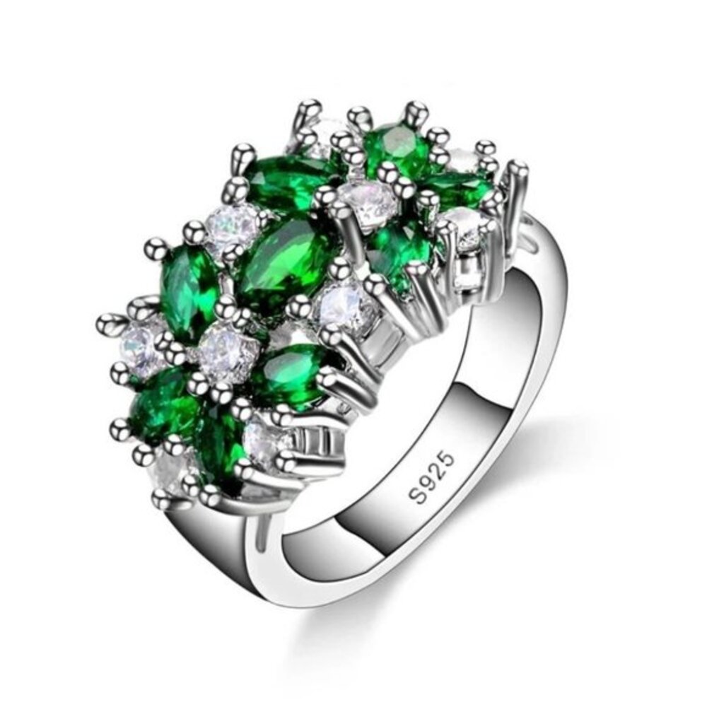 Elegant  Floral Luxurious Sterling Silver Ring